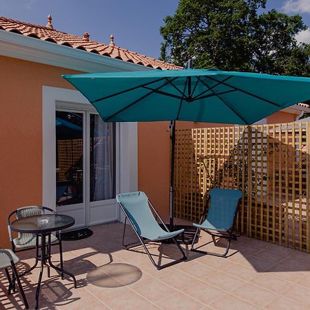 Villa Des Chenes-Adult Only Saint-Doulchard Екстериор снимка