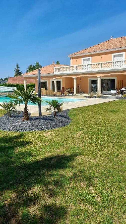 Villa Des Chenes-Adult Only Saint-Doulchard Екстериор снимка