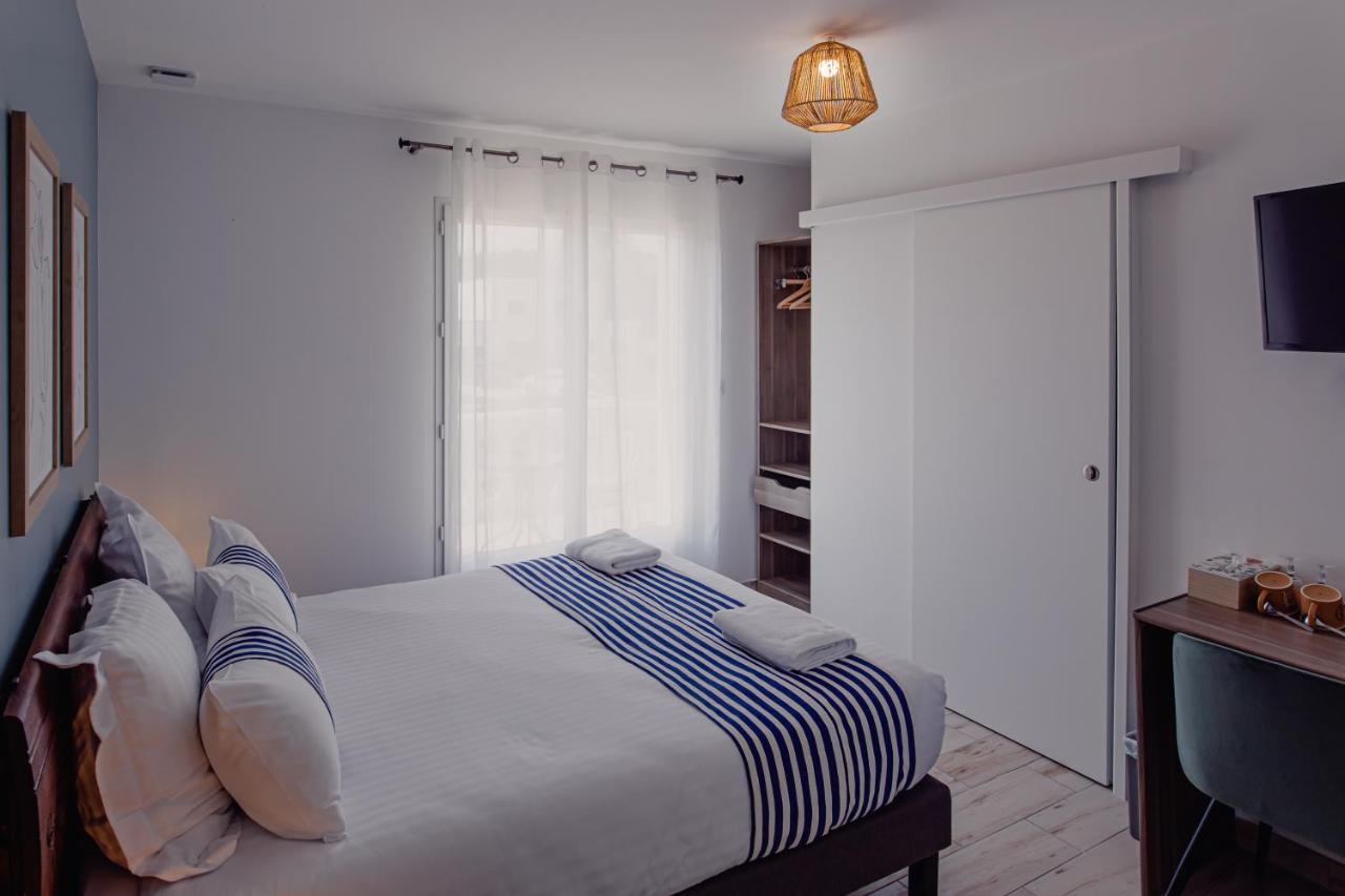 Villa Des Chenes-Adult Only Saint-Doulchard Екстериор снимка